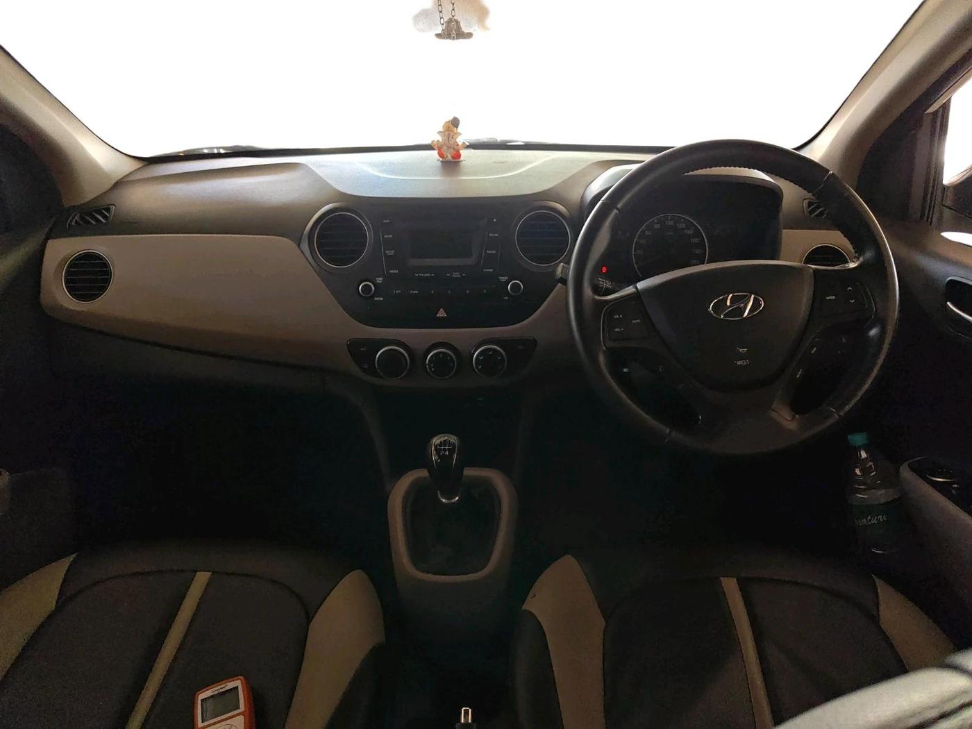 2015 Hyundai Grand i10 ASTA 1.1 CRDI, Diesel, Manual, 1,11,529 km, interior