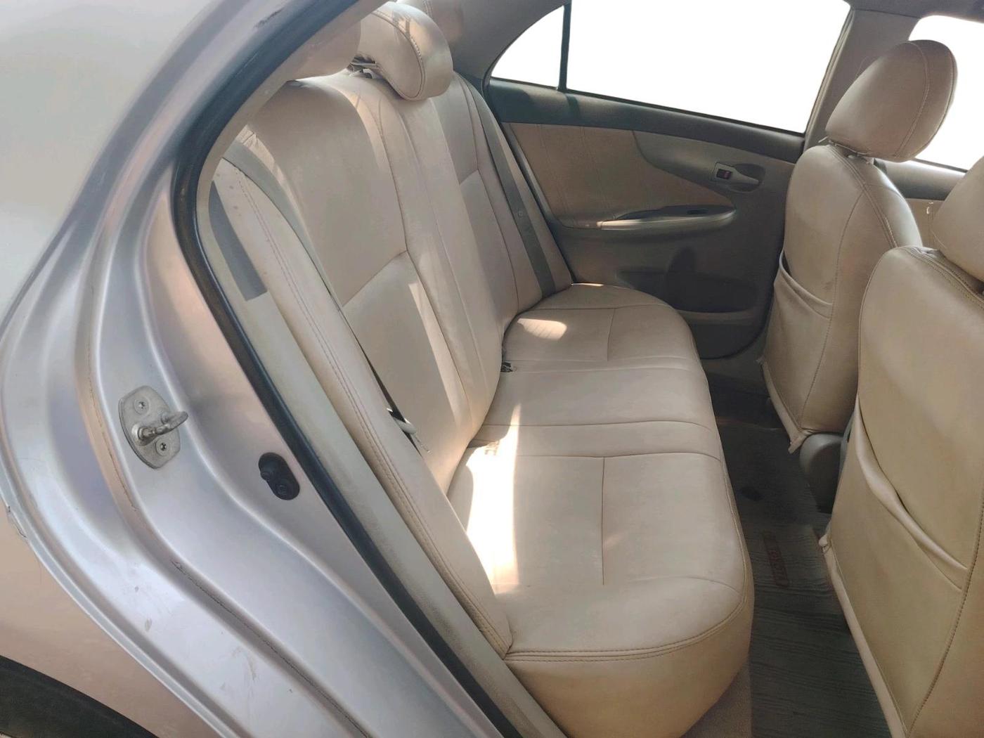 2009 Toyota Corolla Altis J PETROL, Petrol, Manual, 1,64,868 km, interior