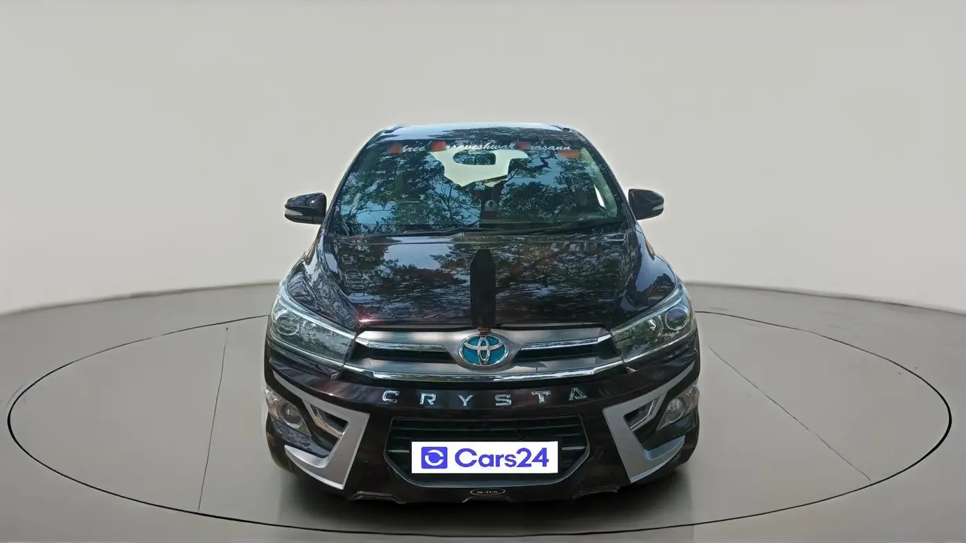2017 Toyota Innova Crysta 2.4 VX 7 STR, Diesel, Manual, 1,58,199 km, exterior