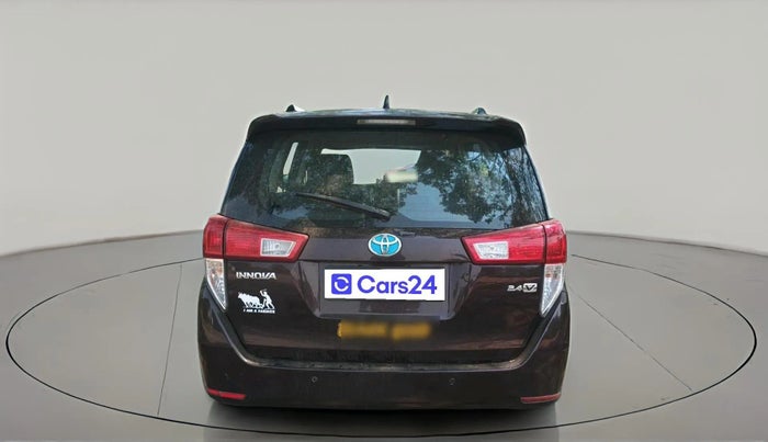 2017 Toyota Innova Crysta 2.4 VX 7 STR, Diesel, Manual, 1,58,199 km, exterior