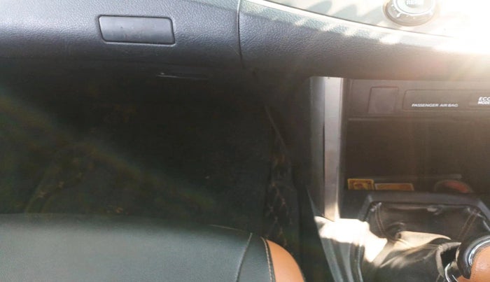 2017 Toyota Innova Crysta 2.4 VX 7 STR, Diesel, Manual, 1,58,199 km, interior