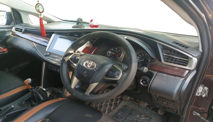 2017 Toyota Innova Crysta 2.4 VX 7 STR, Diesel, Manual, 1,58,199 km, interior