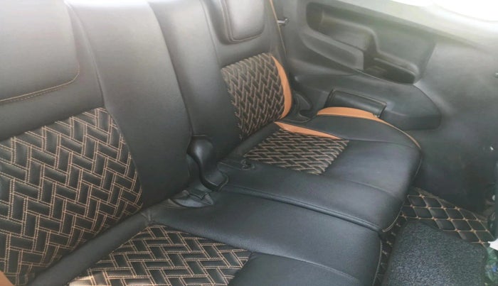 2017 Toyota Innova Crysta 2.4 VX 7 STR, Diesel, Manual, 1,58,199 km, interior