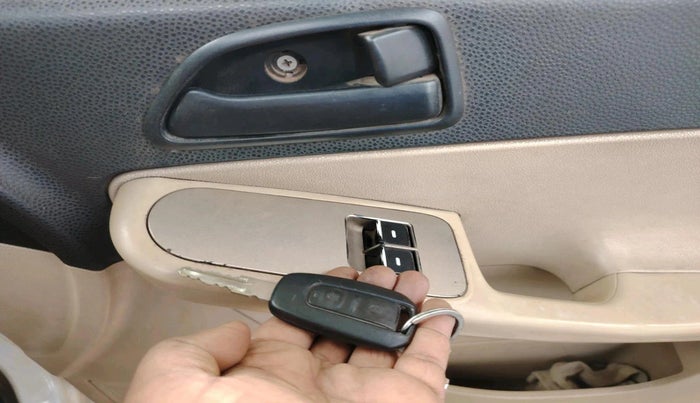 2013 Tata Indica Vista LX TDI, Diesel, Manual, 1,38,889 km, interior