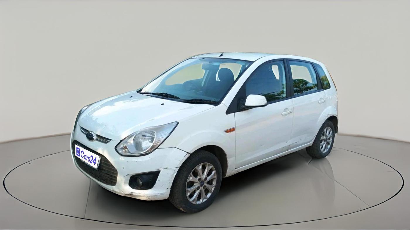 2014 Ford Figo TITANIUM 1.4 DIESEL, Diesel, Manual, 1,35,126 km, exterior