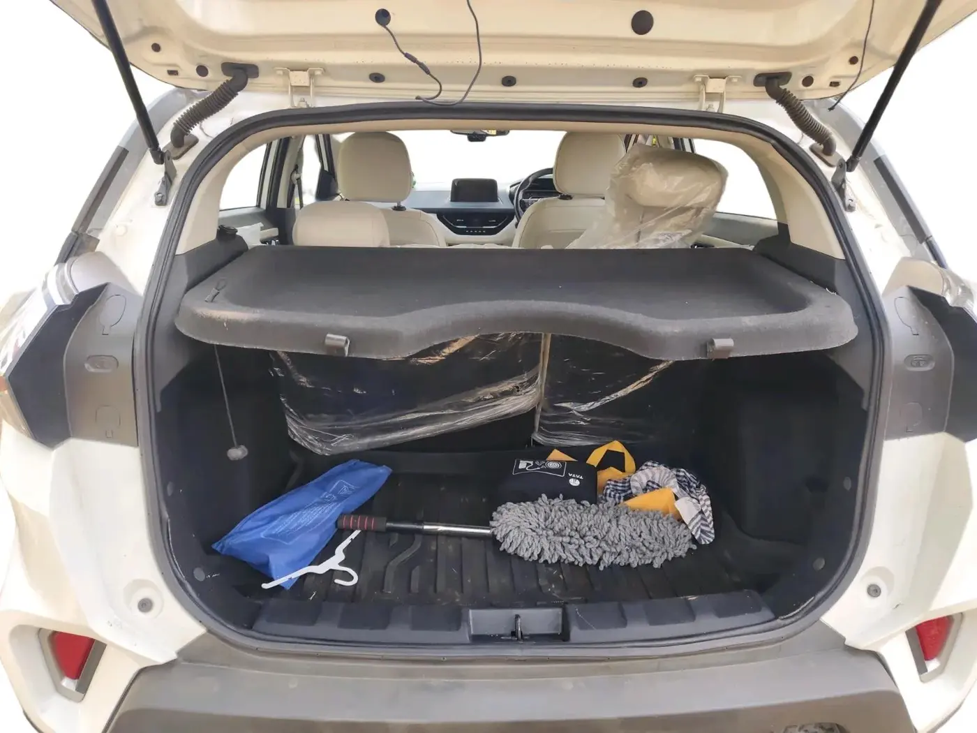 2023 Tata NEXON XZ Plus LUX, Petrol, Manual, 30,072 km, exterior