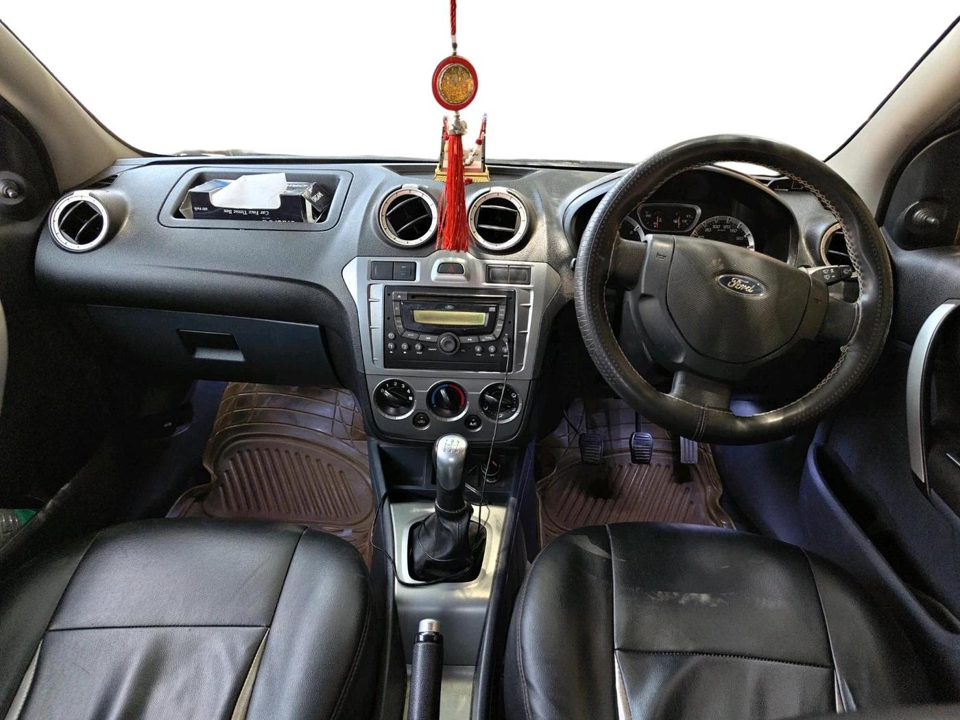 2012 Ford Fiesta TREND PETROL, Petrol, Manual, 46,660 km, interior