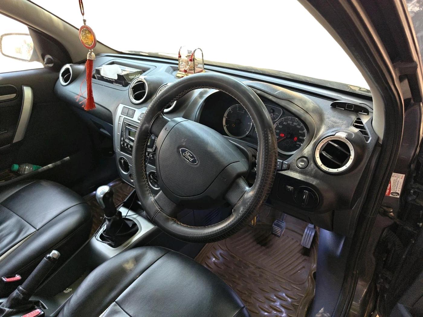2012 Ford Fiesta TREND PETROL, Petrol, Manual, 46,660 km, interior