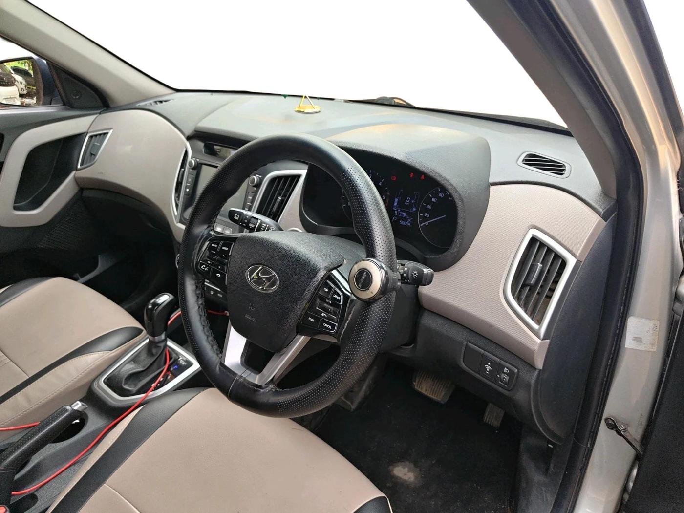 2018 Hyundai Creta SX AT 1.6 DIESEL, Diesel, Automatic, 98,084 km, interior