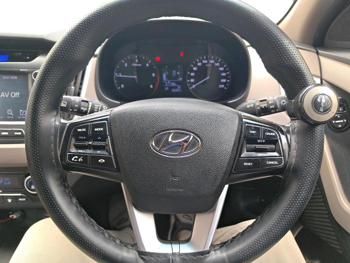2018 Hyundai Creta SX AT 1.6 DIESEL, Diesel, Automatic, 98,084 km, interior