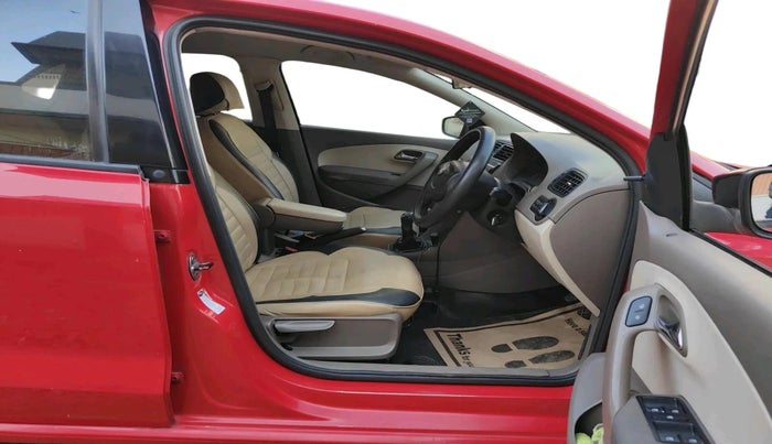 2012 Skoda Rapid ACTIVE 1.6 TDI CR MT, Diesel, Manual, 1,29,059 km, interior