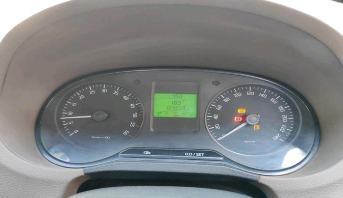 2012 Skoda Rapid ACTIVE 1.6 TDI CR MT, Diesel, Manual, 1,29,059 km, interior