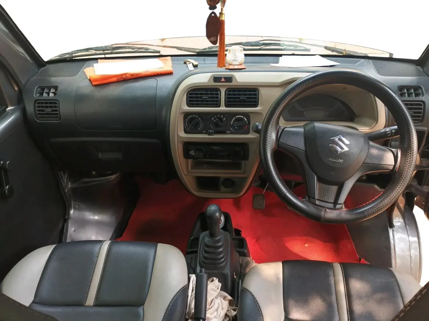 2023 Maruti Eeco 7 STR STD 1.2, Petrol, Manual, 31,771 km, interior