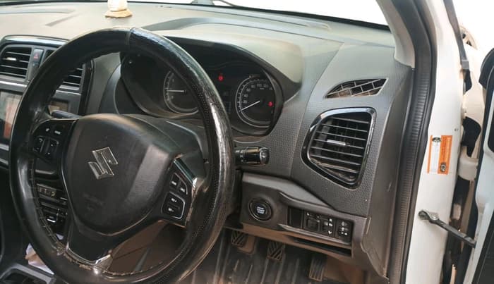 2020 Maruti Vitara Brezza ZXI, Petrol, Manual, 2,05,910 km, interior