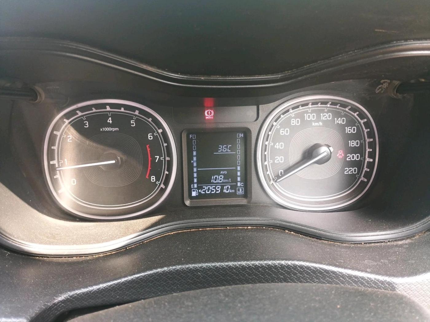2020 Maruti Vitara Brezza ZXI, Petrol, Manual, 2,05,910 km, interior
