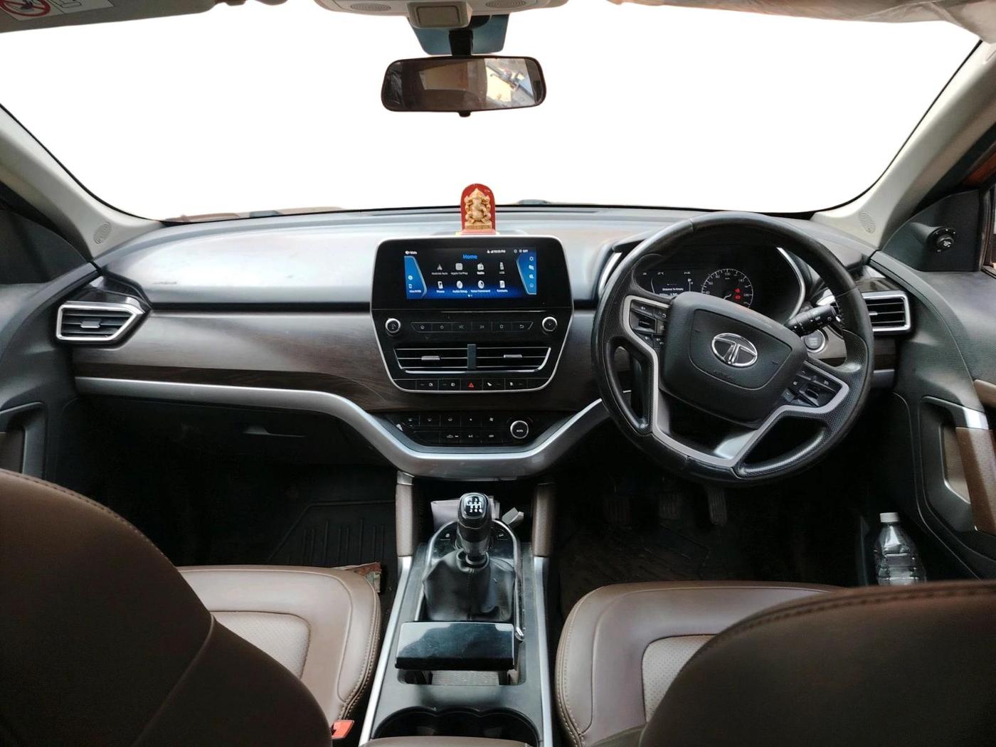 2019 Tata Harrier XZ 2.0L, Diesel, Manual, 1,55,989 km, interior