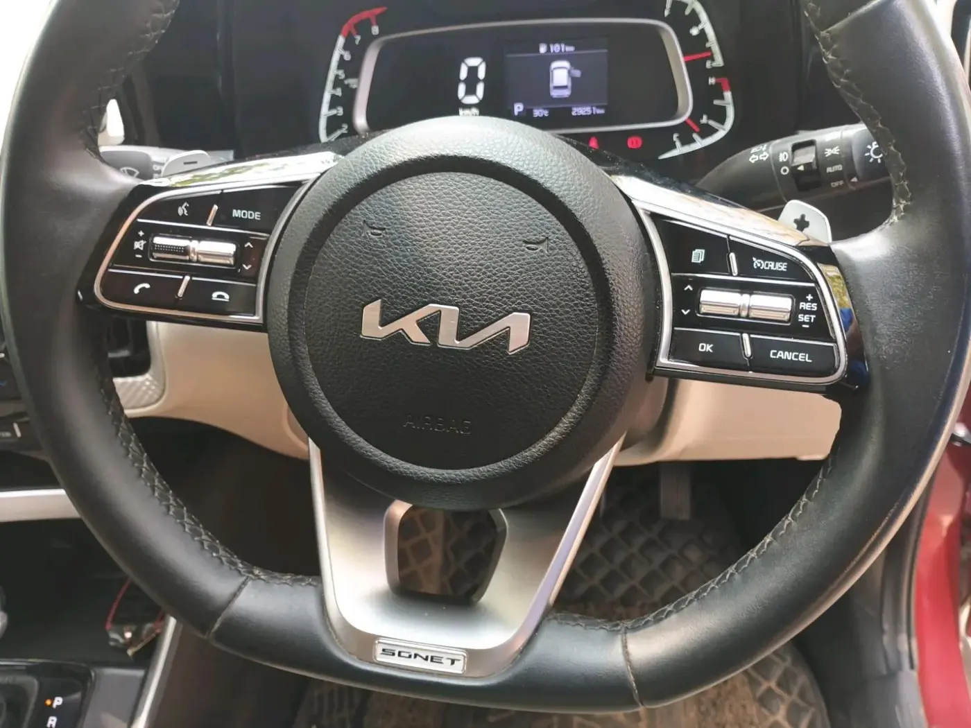 2022 KIA SONET HTX 1.0 DCT, Petrol, Automatic, 29,251 km, interior
