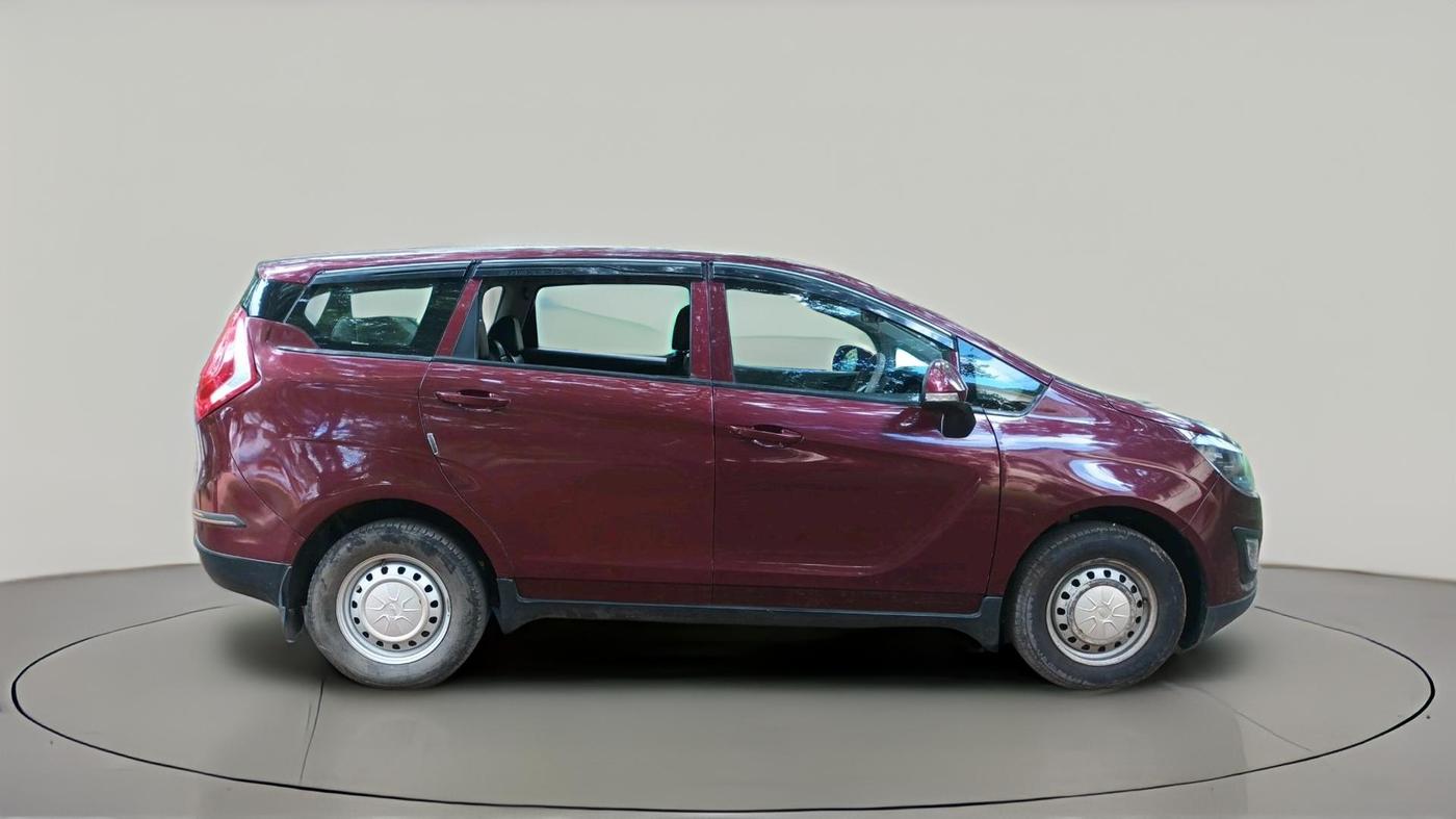 2019 Mahindra MARAZZO M2 8 STR, Diesel, Manual, 1,72,587 km, exterior