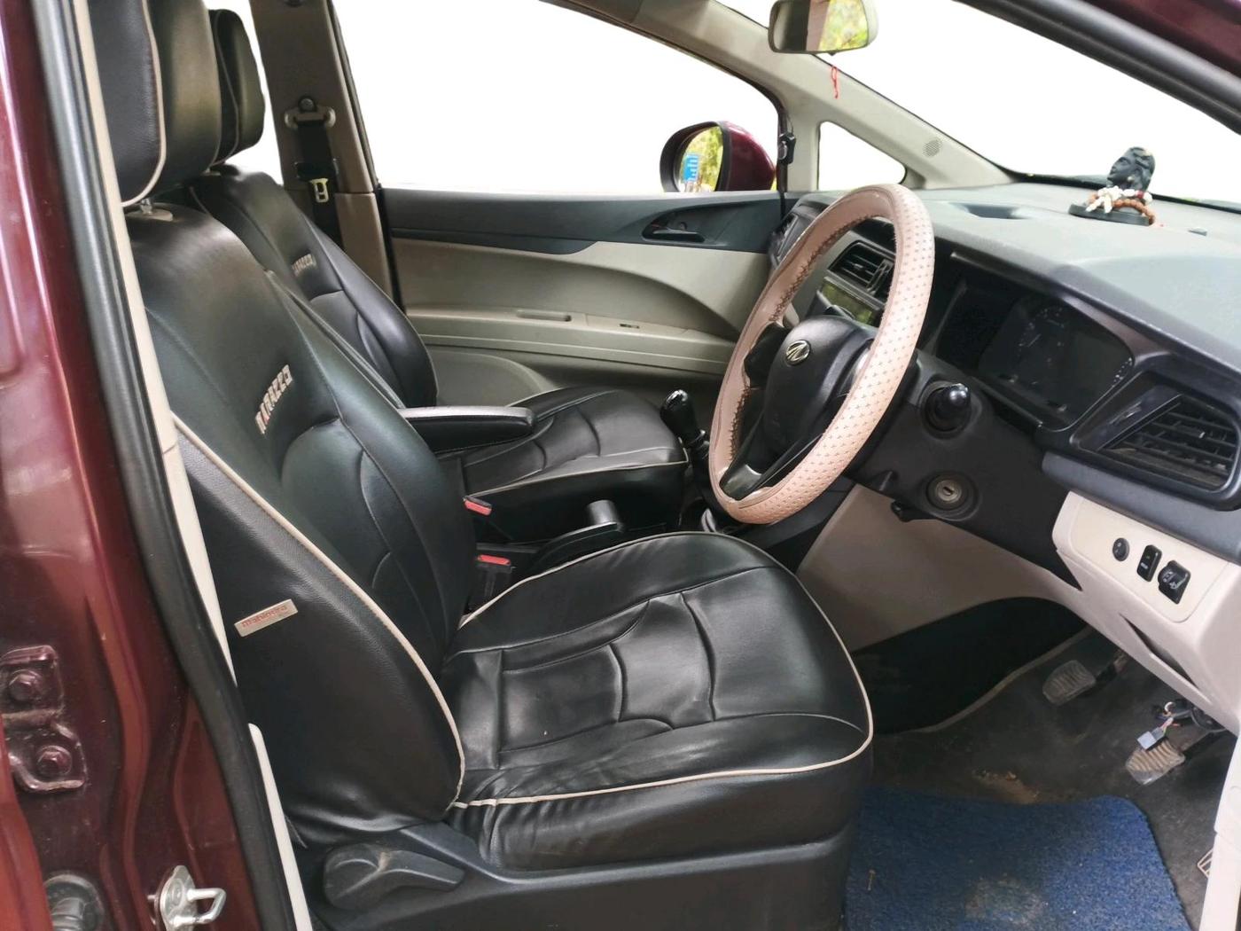 2019 Mahindra MARAZZO M2 8 STR, Diesel, Manual, 1,72,587 km, interior