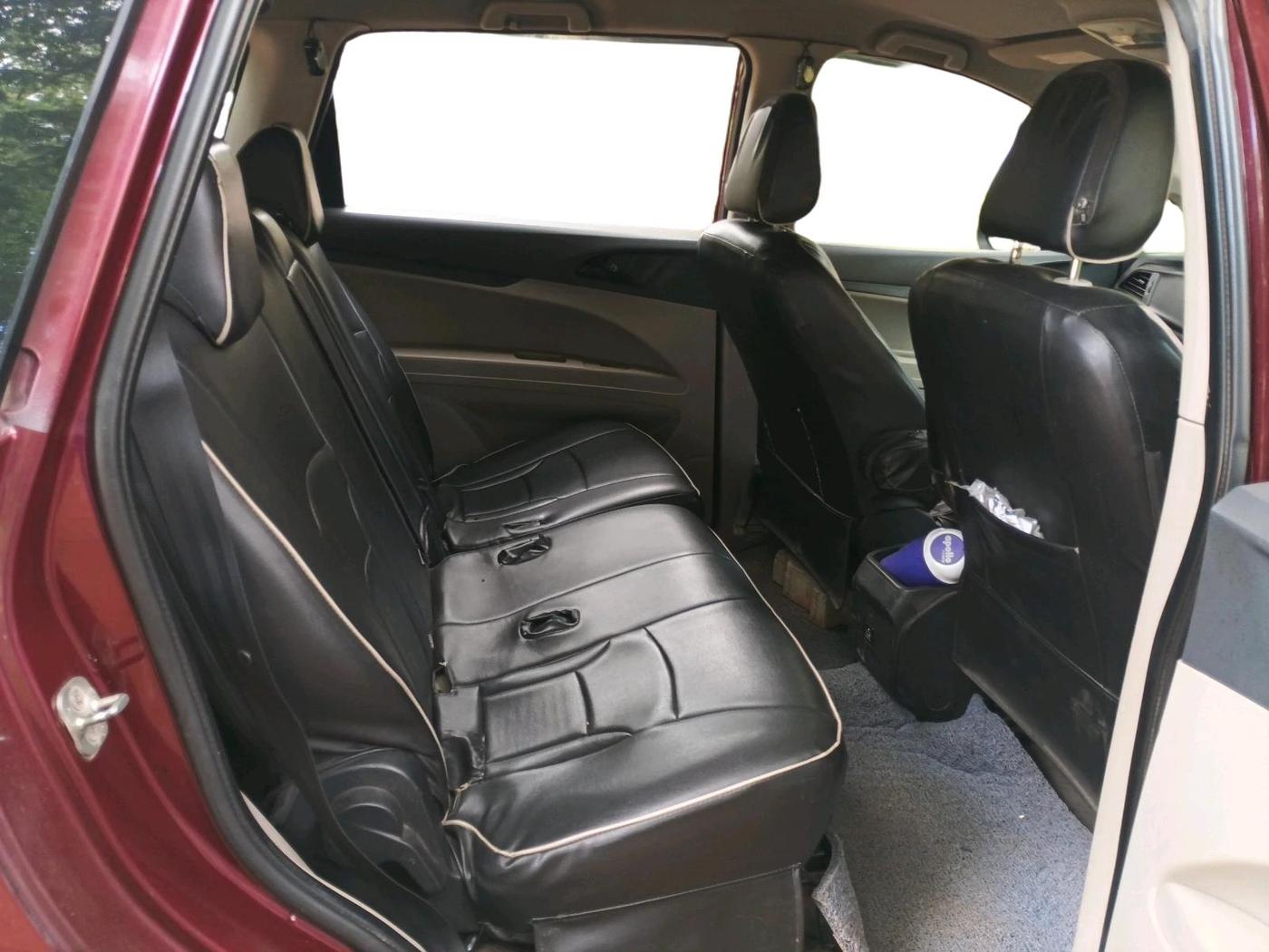 2019 Mahindra MARAZZO M2 8 STR, Diesel, Manual, 1,72,587 km, interior