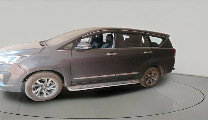 2022 Toyota Innova Crysta 2.4 GX 8 STR, Diesel, Manual, 63,892 km, exterior