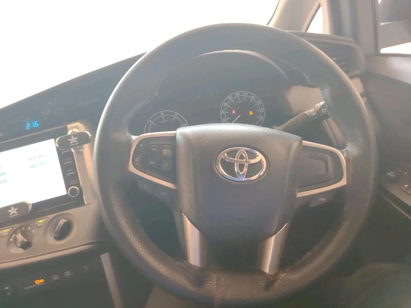 2022 Toyota Innova Crysta 2.4 GX 8 STR, Diesel, Manual, 63,892 km, interior