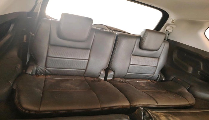 2022 Toyota Innova Crysta 2.4 GX 8 STR, Diesel, Manual, 63,892 km, interior