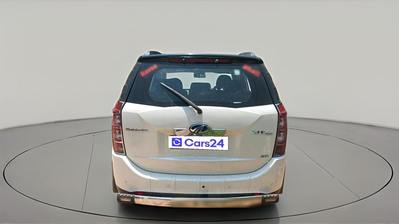 2014 Mahindra XUV500 W8, Diesel, Manual, 1,75,000 km, exterior