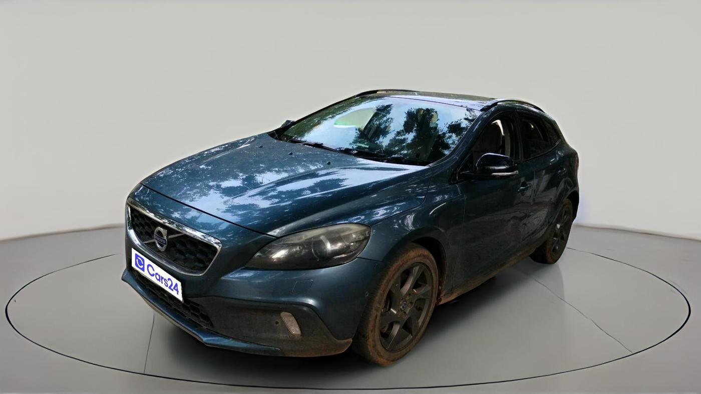 2014 Volvo V40 Cross Country D3, Diesel, Automatic, 1,32,002 km, exterior