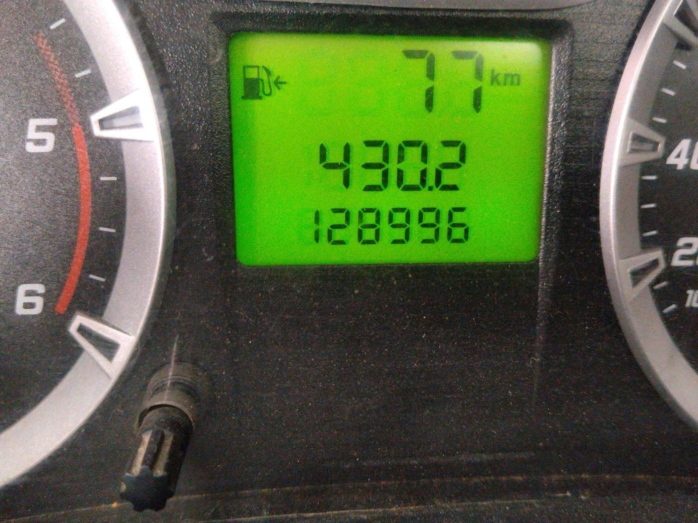2011 Ford Fiesta EXI 1.4 DIESEL, Diesel, Manual, 1,28,996 km, interior