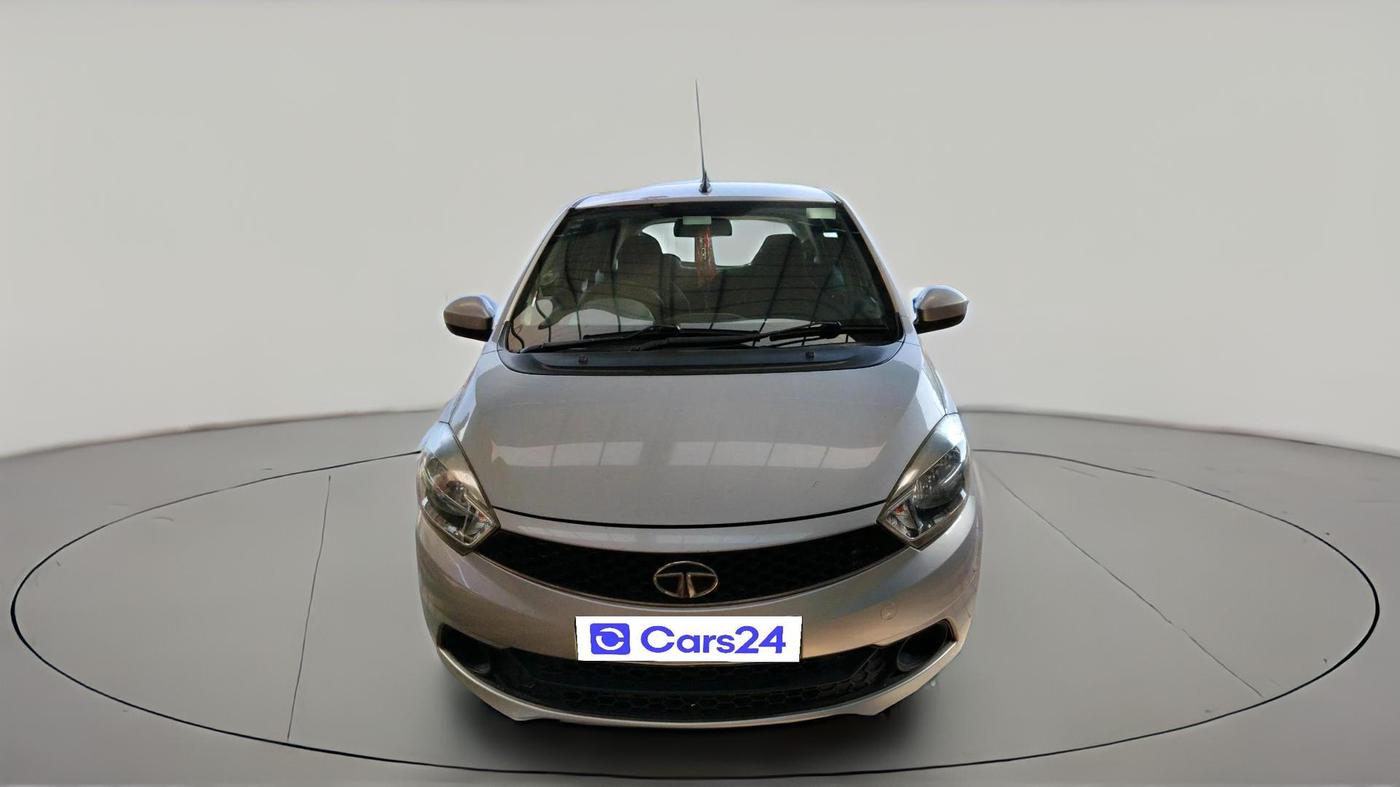2017 Tata Tiago XT DIESEL, Diesel, Manual, 70,812 km, exterior