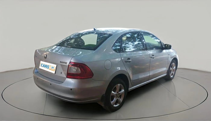 2014 Skoda Rapid ELEGANCE 1.6 TDI CR MT, Diesel, Manual, 1,63,921 km, exterior