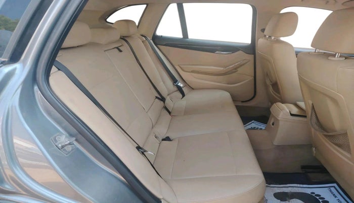 2012 BMW X1 sDrive20d, Diesel, Automatic, 1,37,122 km, interior