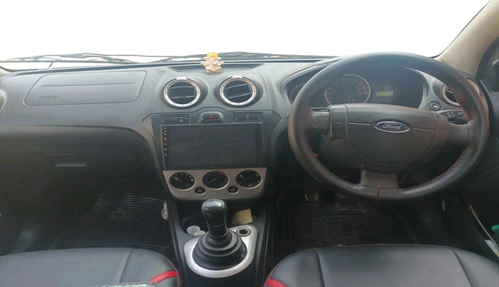 2011 Ford Figo TITANIUM 1.4 DIESEL, Diesel, Manual, 1,76,086 km, interior