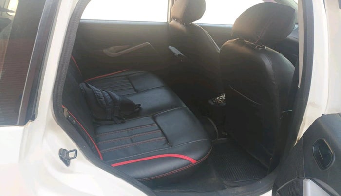 2011 Ford Figo TITANIUM 1.4 DIESEL, Diesel, Manual, 1,76,086 km, interior