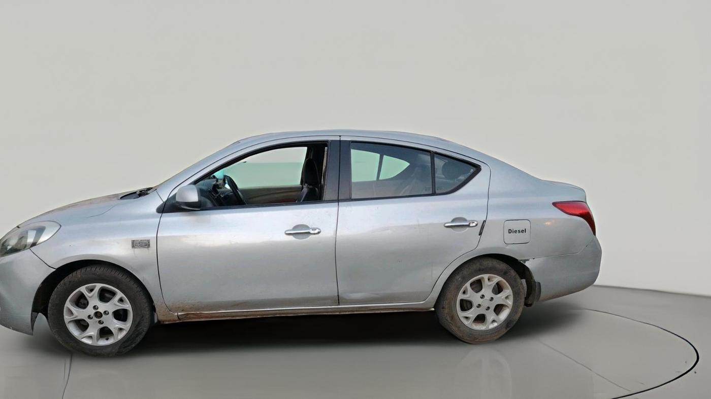 2013 Renault Scala RXL DIESEL, Diesel, Manual, 1,14,069 km, exterior