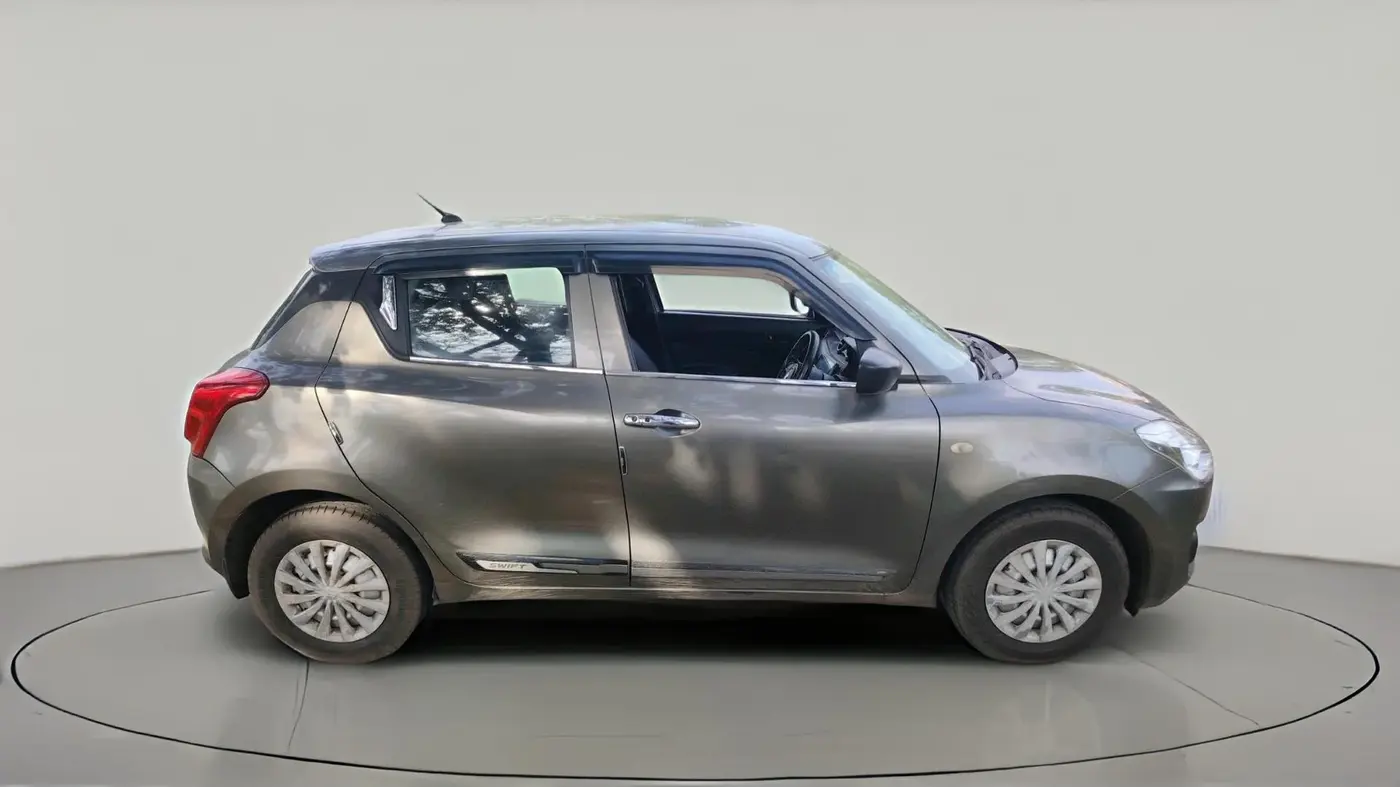 2018 Maruti Swift LXI, Petrol, Manual, 74,233 km, exterior