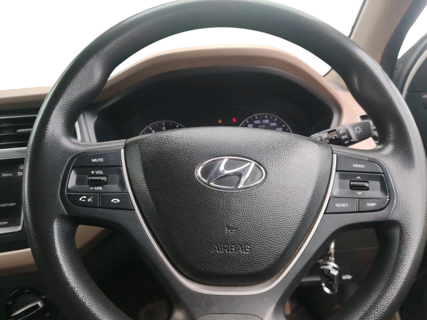 2020 Hyundai Elite i20 SPORTZ PLUS 1.2, Petrol, Manual, 90,874 km, interior