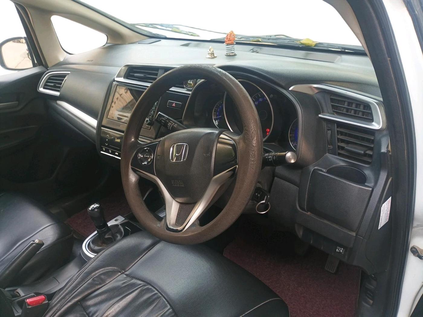 2018 Honda WR-V 1.2L I-VTEC VX MT, Petrol, Manual, 1,30,226 km, interior
