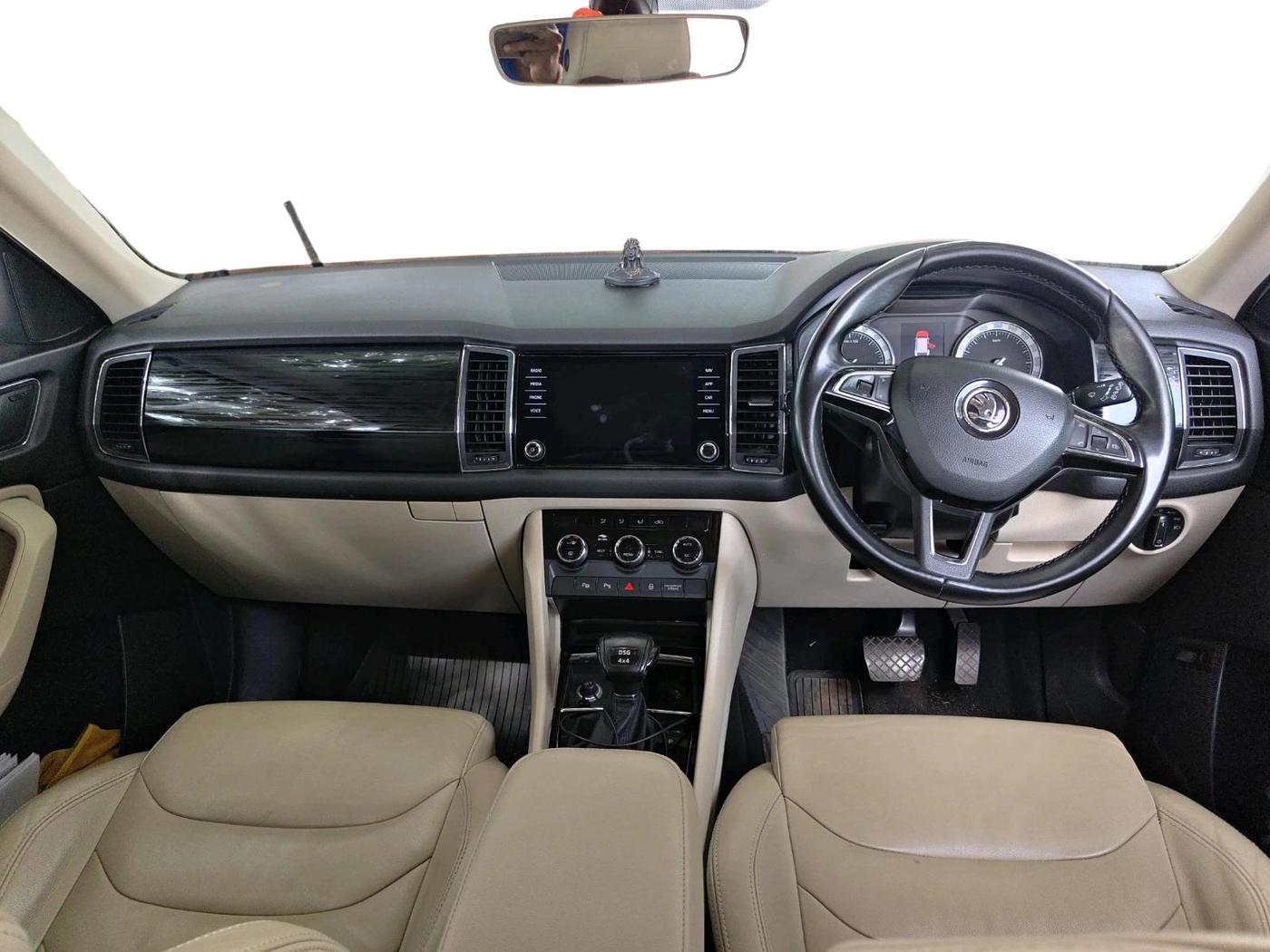 2018 Skoda Kodiaq STYLE 2.0 TDI 4X4 AT, Diesel, Automatic, 1,51,532 km, interior