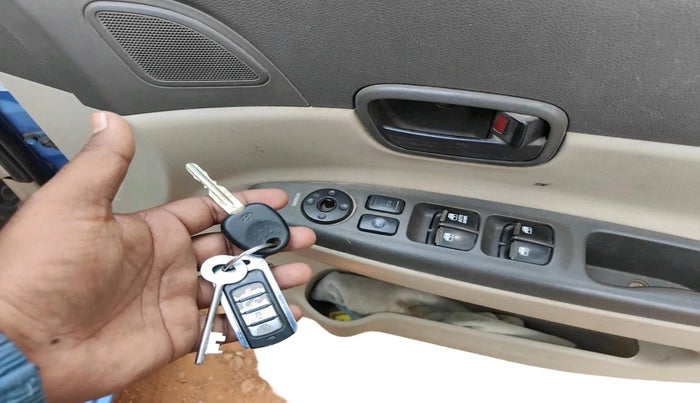 2010 Hyundai Verna VGT CRDI SX 1.5, Diesel, Manual, 1,20,991 km, interior