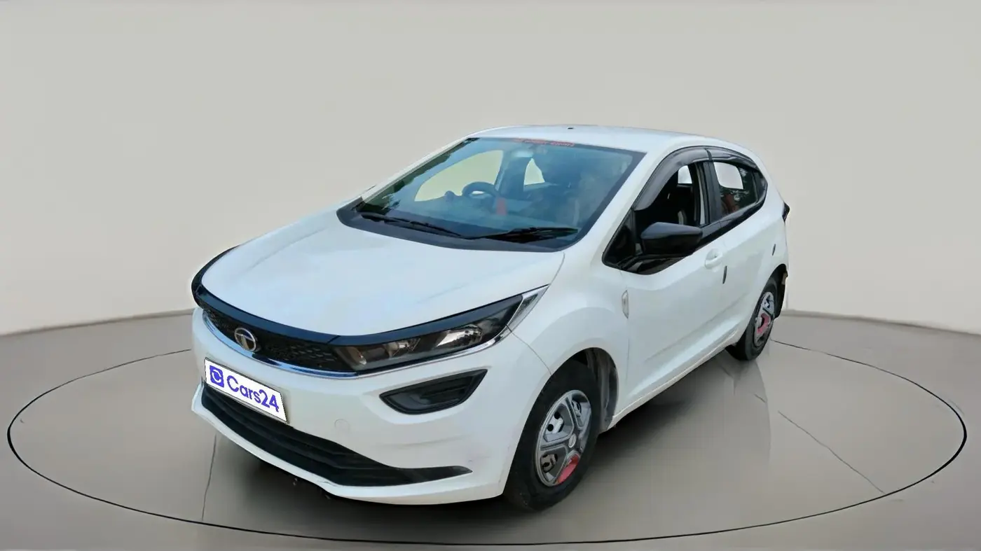 2021 Tata ALTROZ XE PETROL, Petrol, Manual, 1,30,190 km, exterior