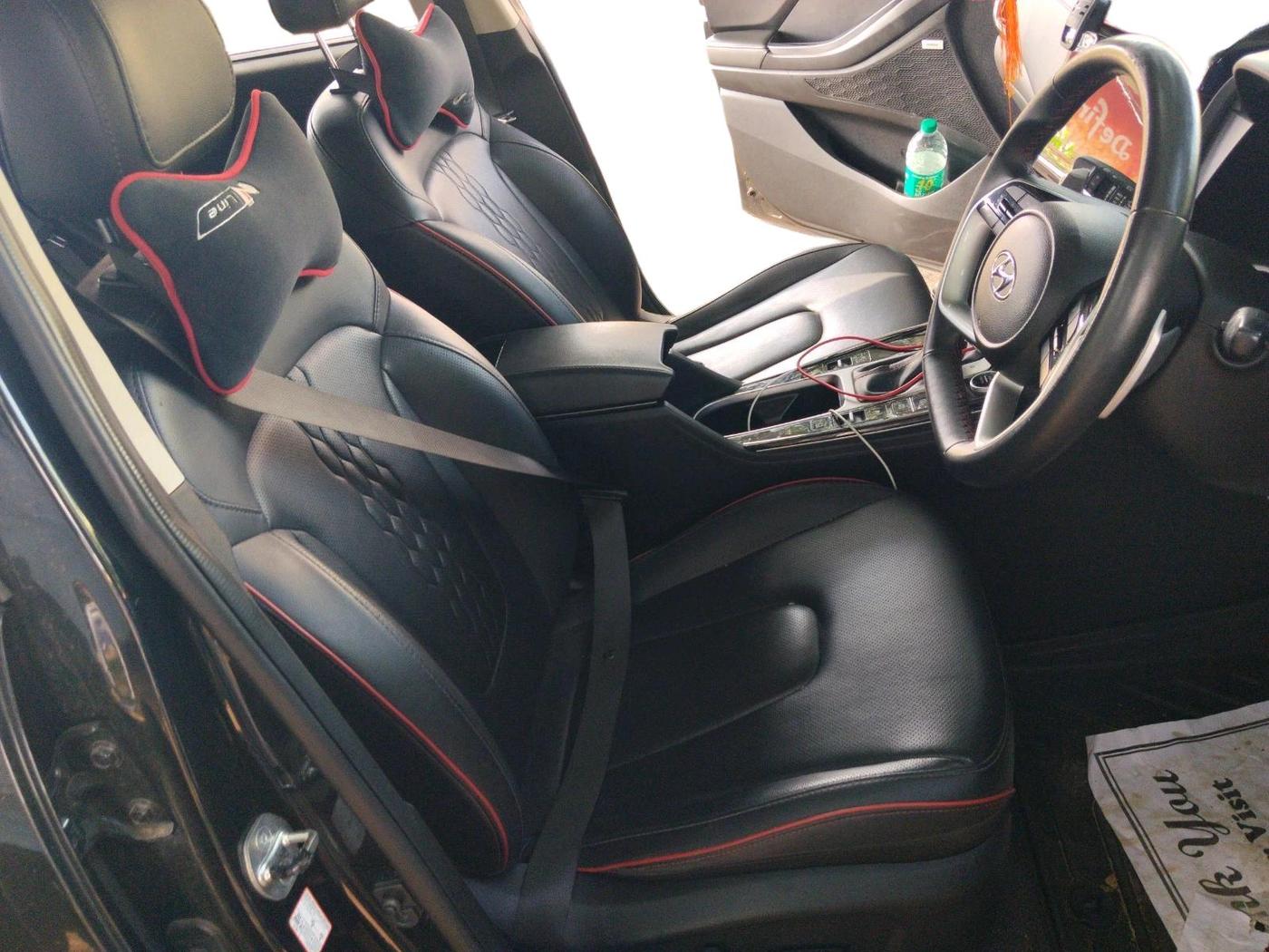 2023 Hyundai Creta SX (O) 1.5 Diesel AT Knight Edition, Diesel, Automatic, 48,999 km, interior