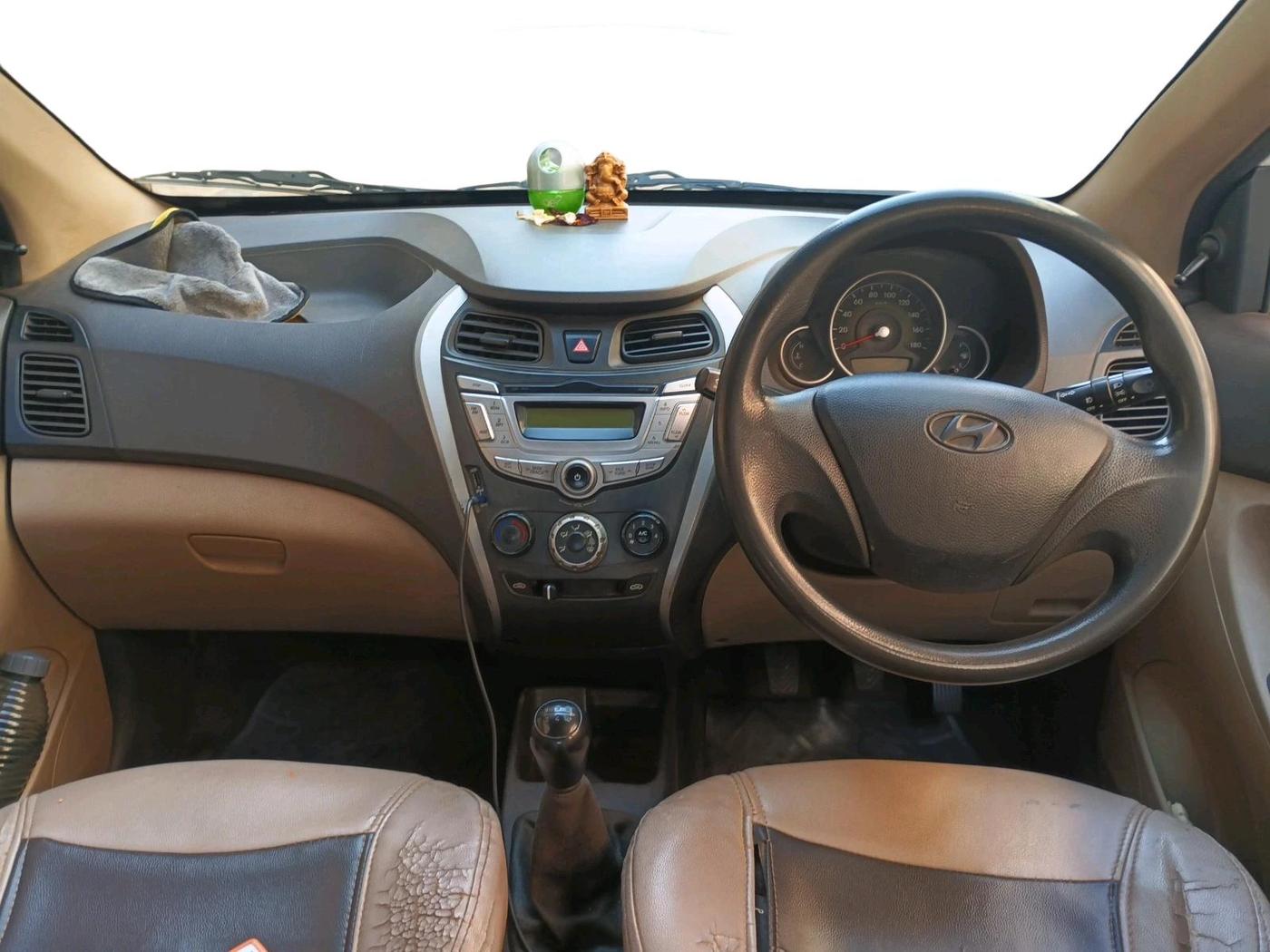 2015 Hyundai Eon 1.0 MAGNA +, Petrol, Manual, 80,117 km, interior