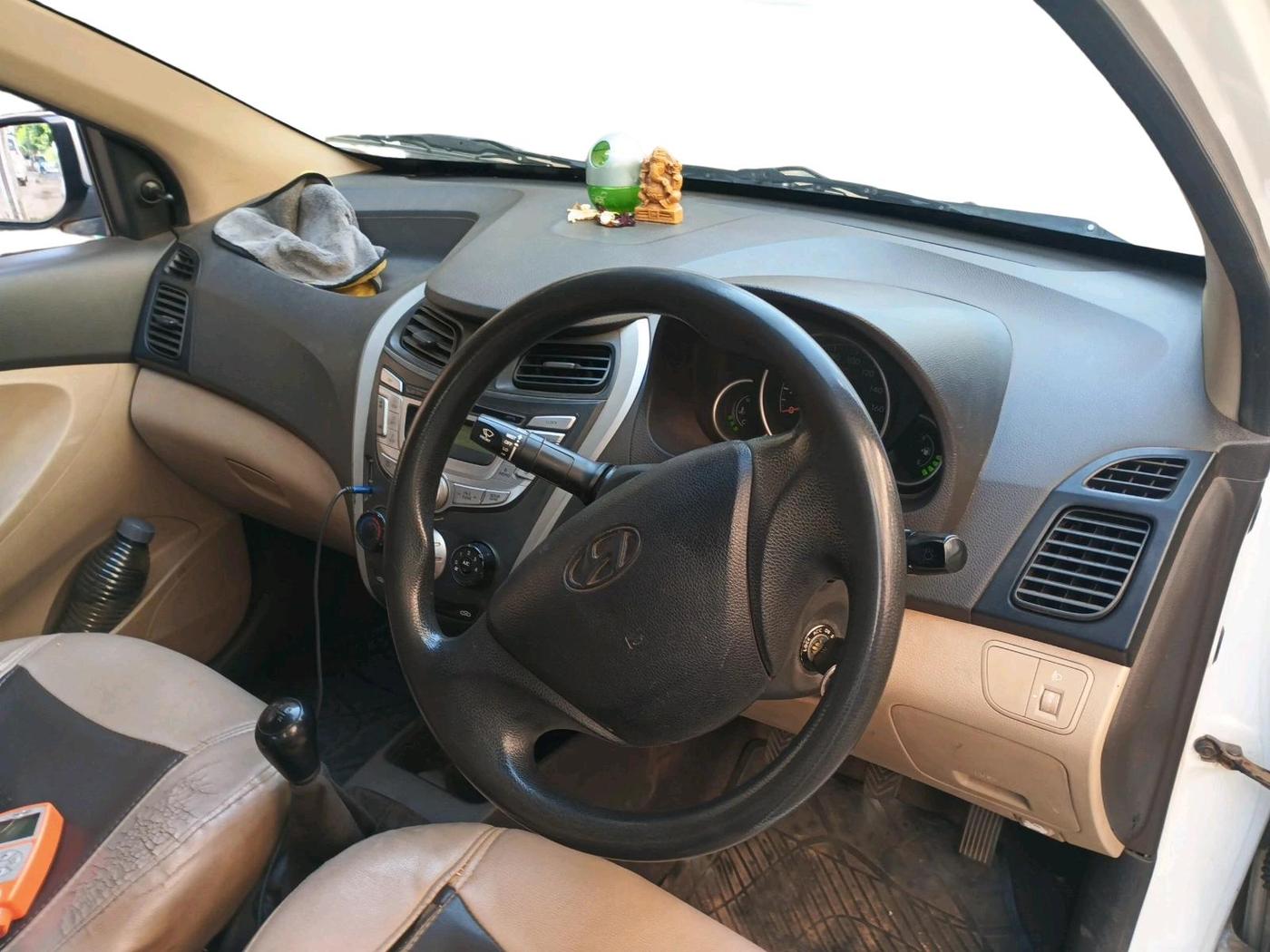 2015 Hyundai Eon 1.0 MAGNA +, Petrol, Manual, 80,117 km, interior