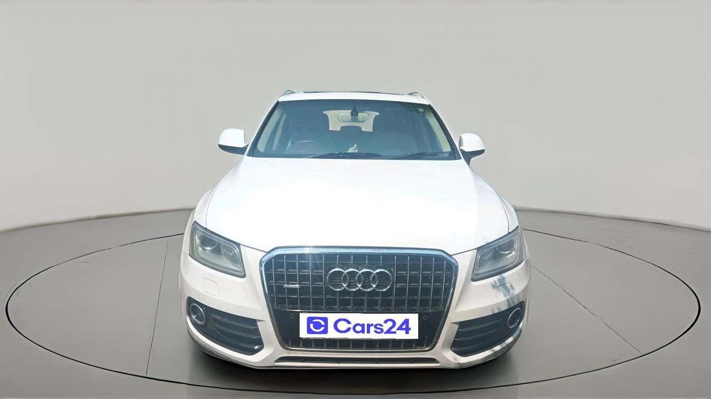 2013 Audi Q5 2.0 TDI QUATTRO, Diesel, Automatic, 1,62,401 km, exterior