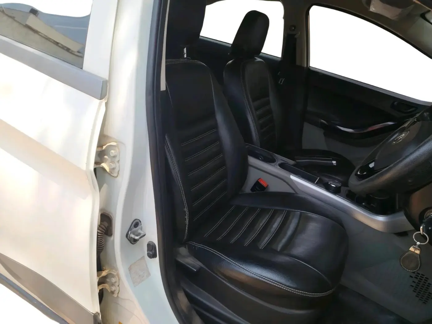 2019 Tata NEXON XM DIESEL, Diesel, Manual, 84,894 km, interior