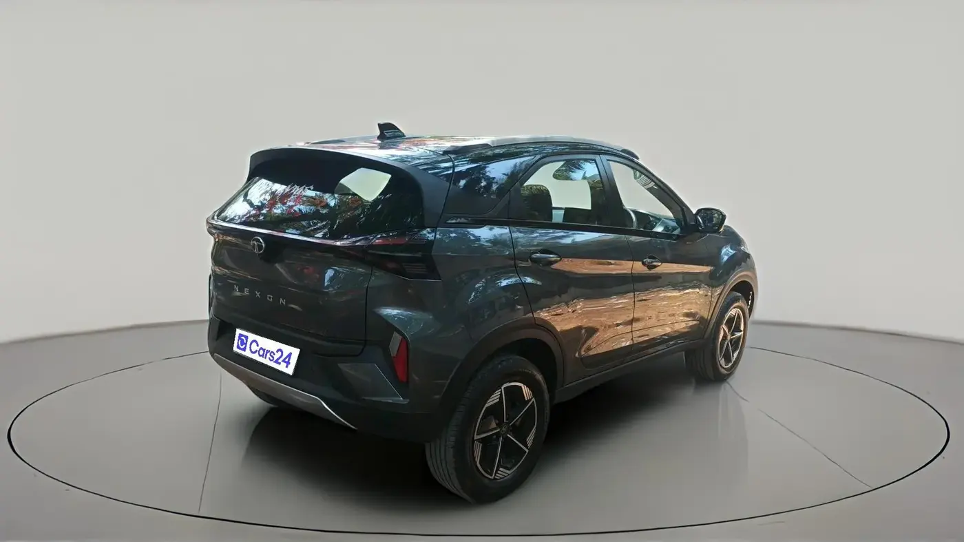 2024 Tata NEXON FEARLESS + S P MT, Petrol, Manual, 4,738 km, exterior