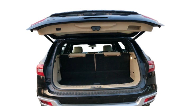 2019 Ford Endeavour TITANIUM PLUS 2.2 4X2 AT SUNROOF, Diesel, Automatic, 1,53,046 km, exterior