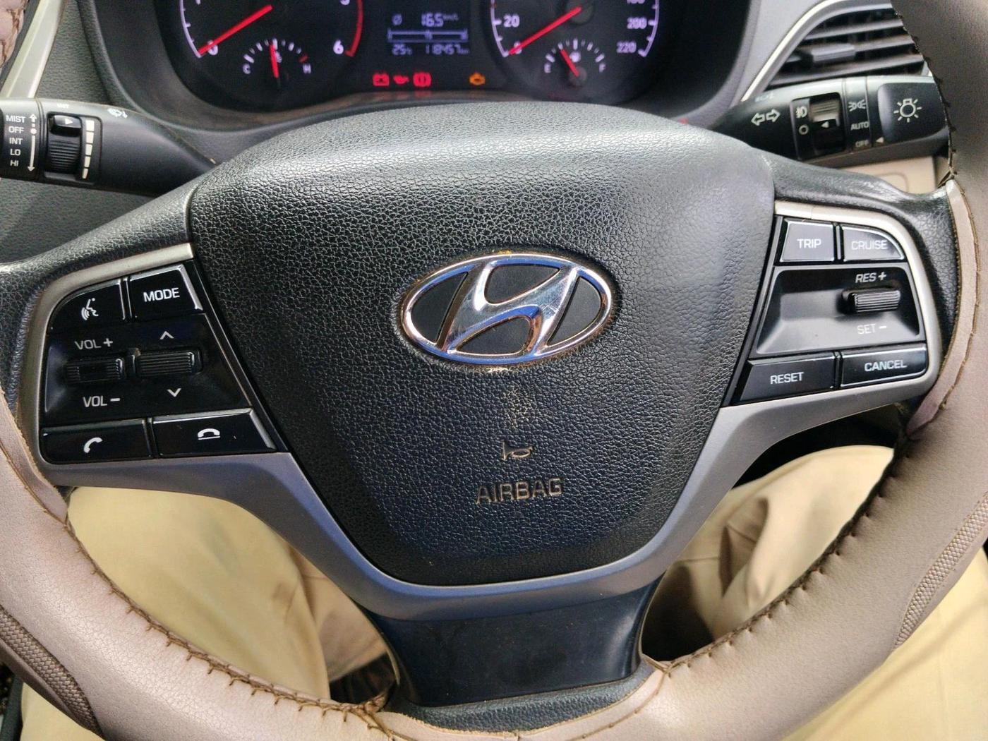 2018 Hyundai Verna 1.6 CRDI SX, Diesel, Manual, 1,18,457 km, interior